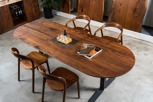 Welsh Grand Dining Table – A Testament to Timeless Craftsmanship