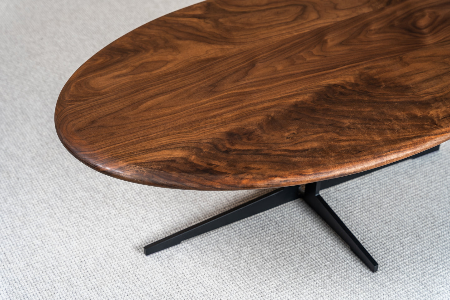 Copenhagen Oval Side Table – Scandinavian Elegance in Every Detail