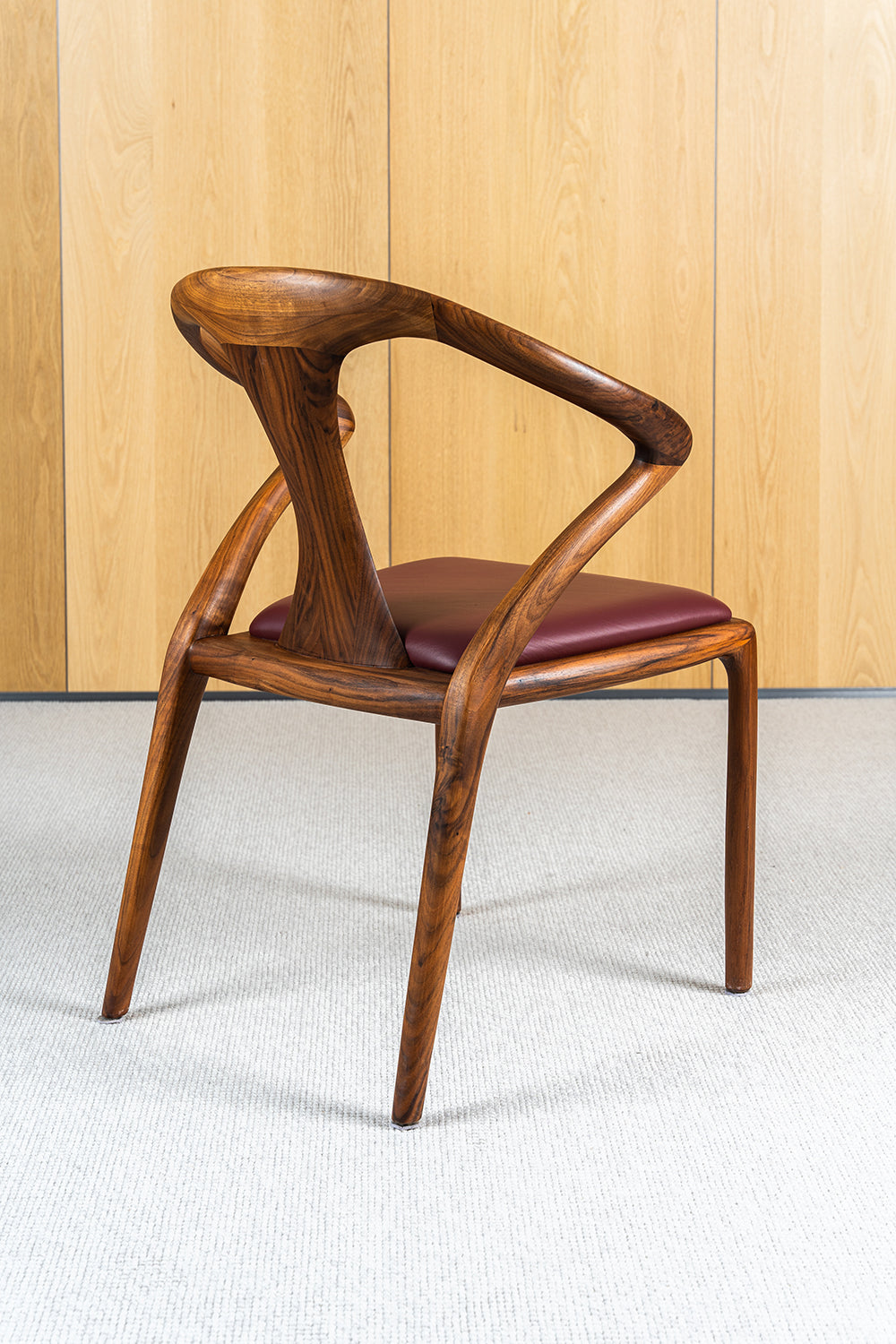 Bach Chair – A Harmonious Blend of Comfort and Craftsmanship