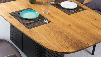 Indiana White Oak Dining Table – Bold Simplicity in Solid Oak